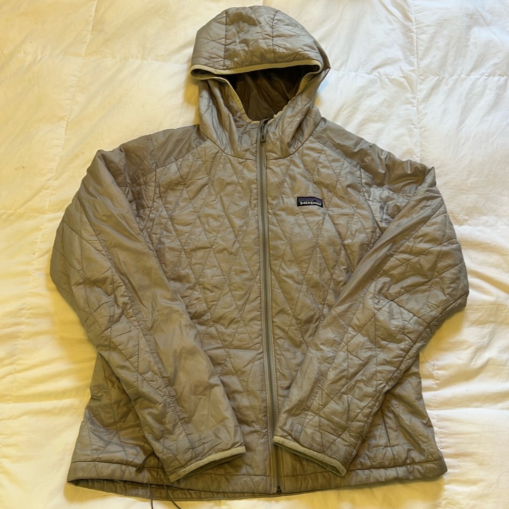 Patagonia Women's Puffer Jacket - Gray